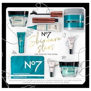 Brand New No7 Skincare Collectiom Stars old Show